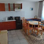 아파트 With Parking Space - 18145 *
